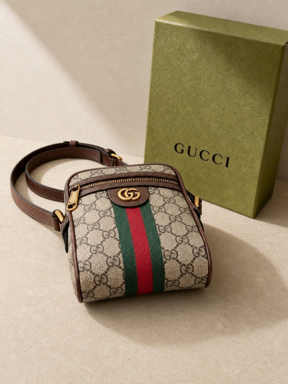 Gucci Small Ophidia Shoulder Purse in Beige Ebony GG Supreme Canvas - Picture 2 of 6